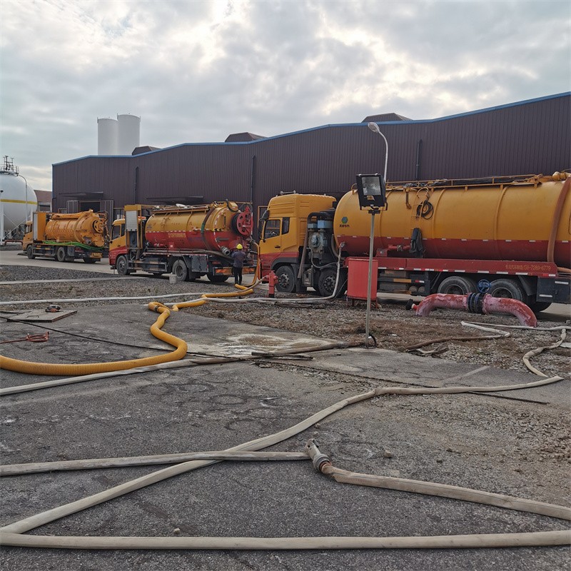 麻江污水池清理